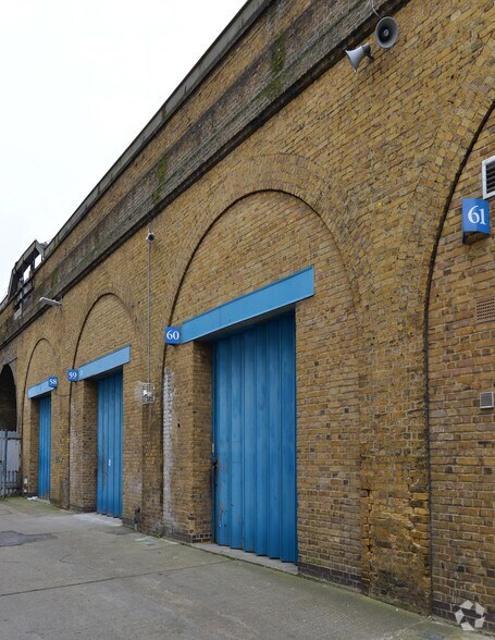 53 Parkside Business Estate, London en alquiler - Foto del edificio - Imagen 2 de 3