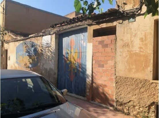 Calle de Mendizábal, Almansa, Albacete en venta - Foto del edificio - Imagen 3 de 3