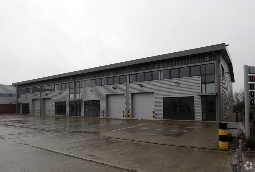 Commerce Way, Croydon en alquiler - Foto del edificio - Imagen 1 de 5