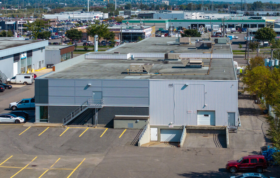 955 Boul Pierre-Bertrand, Québec, QC en alquiler - Foto del edificio - Imagen 3 de 4