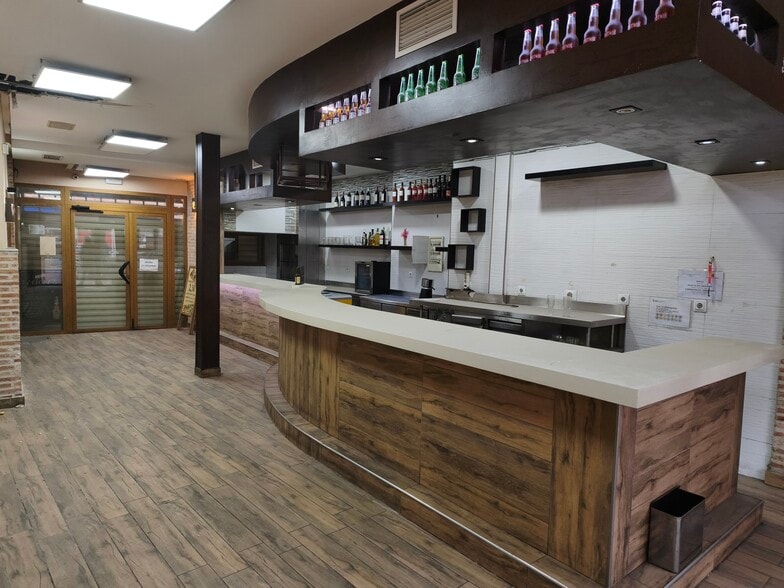 Local en Getafe, Madrid en alquiler - Foto del interior - Imagen 3 de 6