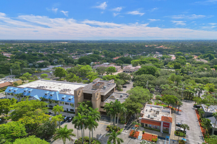 1505 N University Dr, Coral Springs, FL en venta - Foto del edificio - Imagen 2 de 6