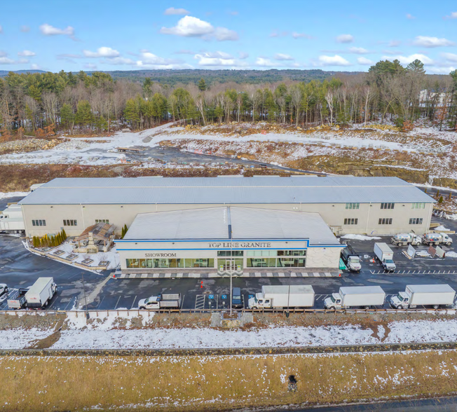 347 Middlesex Rd, Tyngsboro, MA en venta - Foto del edificio - Imagen 1 de 38