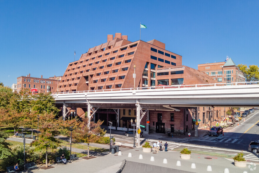 1000-1010 Wisconsin Ave NW, Washington, DC en alquiler - Foto del edificio - Imagen 1 de 3