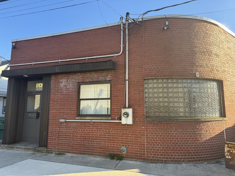 10 Terrace Ave, Floral Park, NY en alquiler - Foto del edificio - Imagen 1 de 1