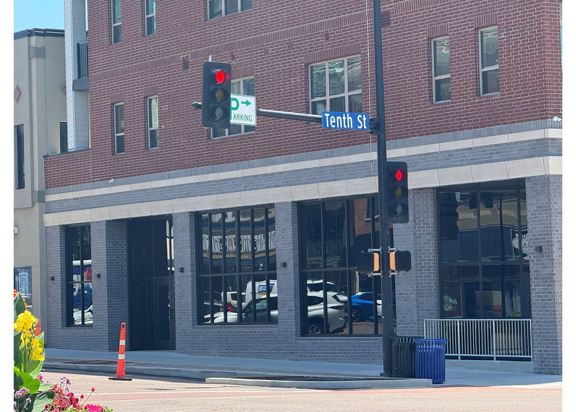 1000 E Broadway, Columbia, MO en alquiler - Foto del edificio - Imagen 1 de 3