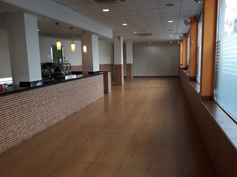 Local en Ontinyent en venta - Foto del edificio - Imagen 3 de 4