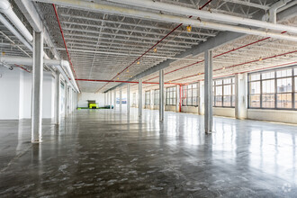 14 53rd St, Brooklyn, NY en alquiler Foto del interior- Imagen 2 de 2