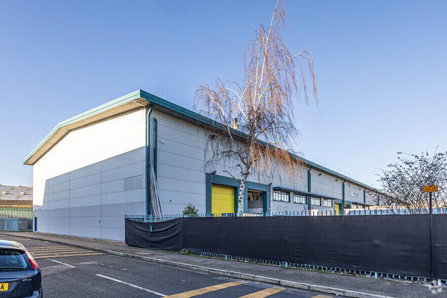 Riverwalk Business Park, Enfield en venta - Foto principal - Imagen 1 de 9