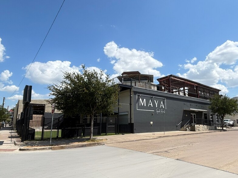 1005 Norwood St, Fort Worth, TX en alquiler - Foto del edificio - Imagen 3 de 10