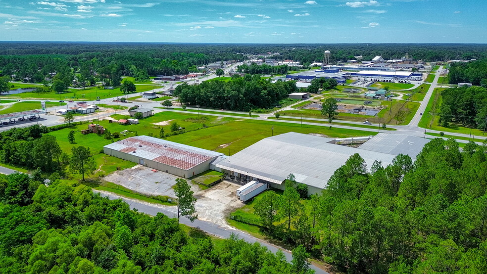 7692 Meadowlake Pkwy, Swainsboro, GA en alquiler - Foto del edificio - Imagen 3 de 18