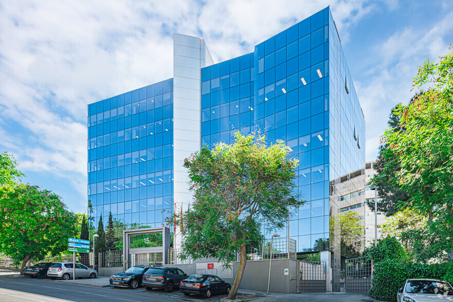 Ramírez de Arellano, 15, Madrid, Madrid en alquiler - Foto del edificio - Imagen 2 de 3