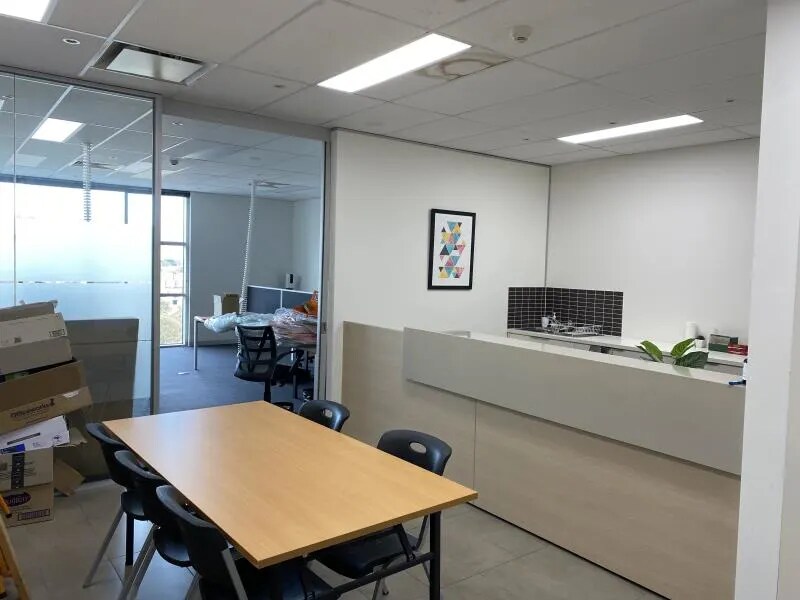 574 Plummer St, Port Melbourne, VIC 3207 - Unidad 71 -  - Foto del interior - Image 2 of 2
