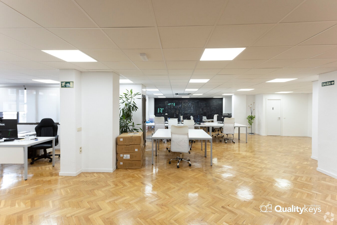Madrid, MAD 28002 - - - Foto del interior - Image 2 of 21