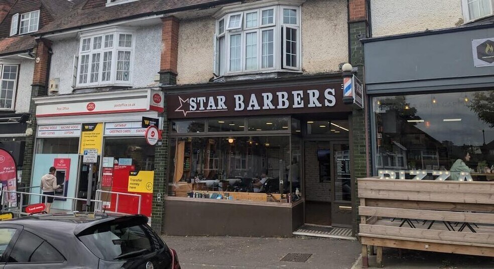 35 Woodbridge Hl, Guildford en venta - Foto del edificio - Imagen 1 de 3