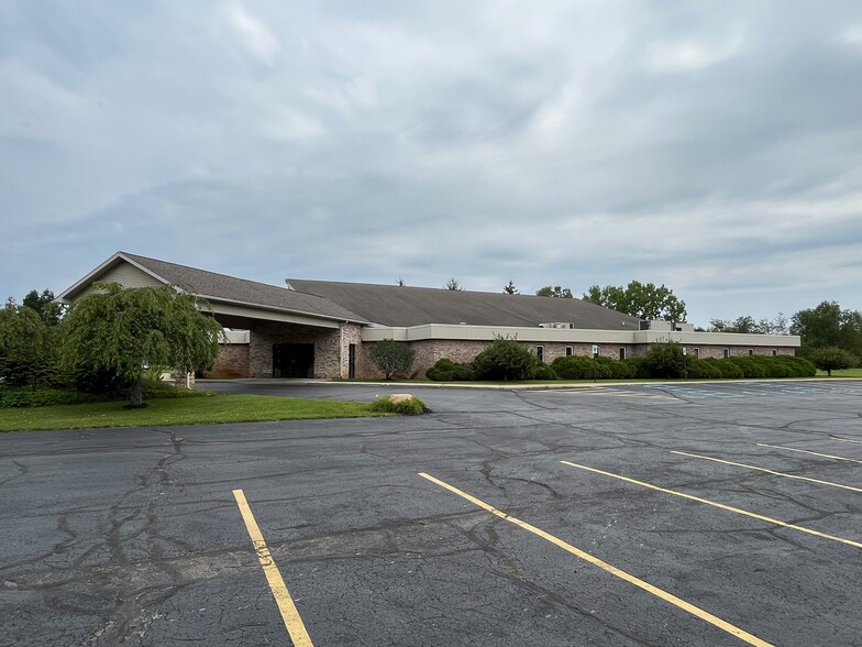 1360 N Hickory Ridge Trl, Milford, MI en alquiler - Foto principal - Imagen 1 de 1