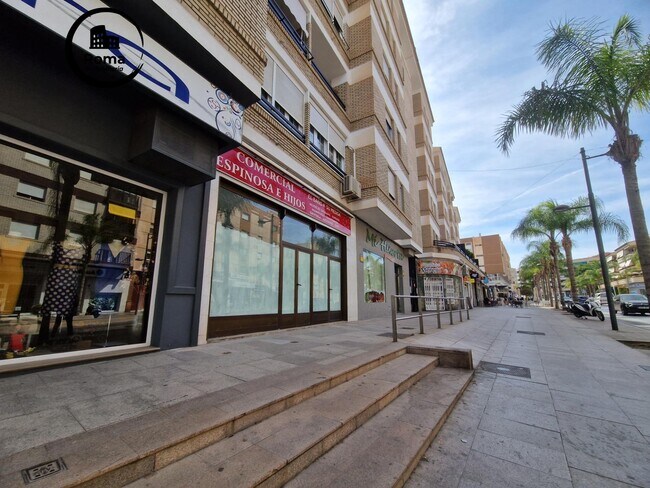 Más detalles de Avenida Salobreña, 25, Motril - Local en venta