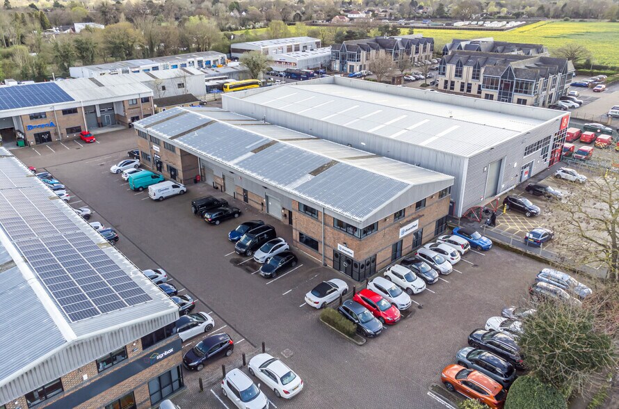 Crabtree Rd, Egham en venta - Foto del edificio - Imagen 1 de 1