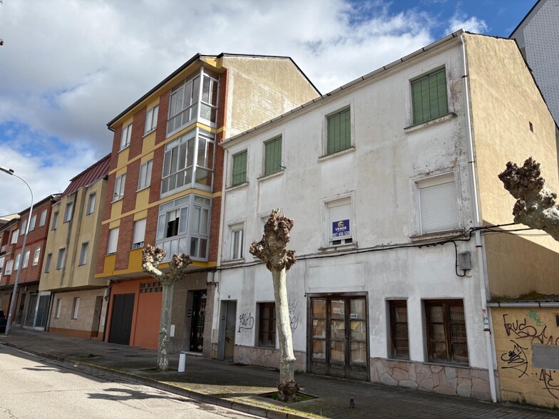 en Ponferrada, León en venta - Foto del edificio - Imagen 2 de 28