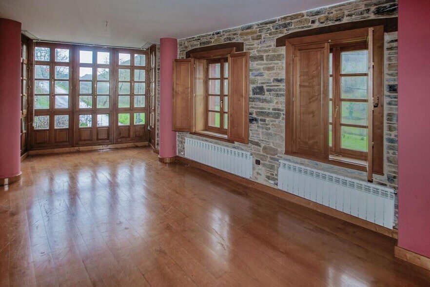 Lugar Herrerías, 23, Vega de Valcarce, León en venta - Foto del edificio - Imagen 2 de 35