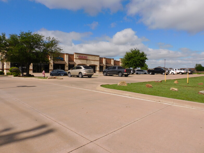 2650 SW Wilshire Blvd, Burleson, TX en alquiler - Foto del edificio - Imagen 3 de 3