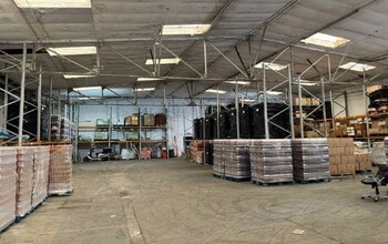 Unit 8 Collier Row Rd, Romford en alquiler Foto del interior- Imagen 1 de 2