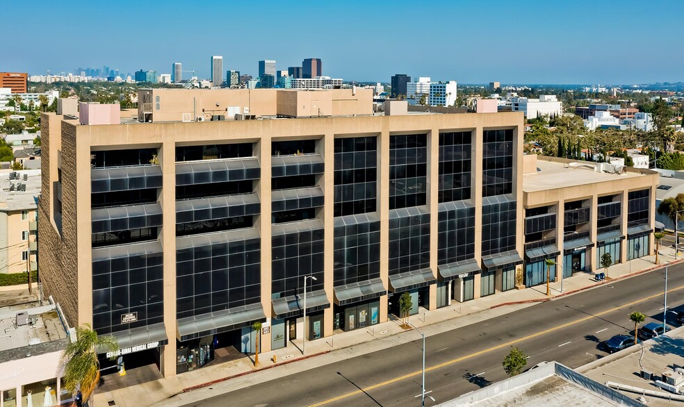 250 N Robertson Blvd, Beverly Hills, CA en alquiler - Foto del edificio - Imagen 1 de 1