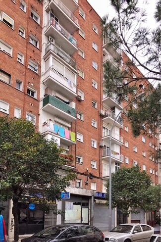 Más detalles de Plaza San Juan de Covas, 3, Alcorcón - Edificio residencial​ en venta