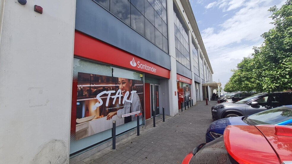 Local en Dos Hermanas, Sevilla en venta - Foto del edificio - Imagen 3 de 5