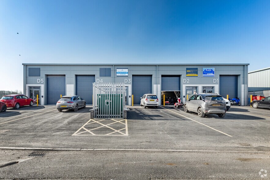 53 Minerva Rd, Lancaster en alquiler - Foto del edificio - Imagen 3 de 4