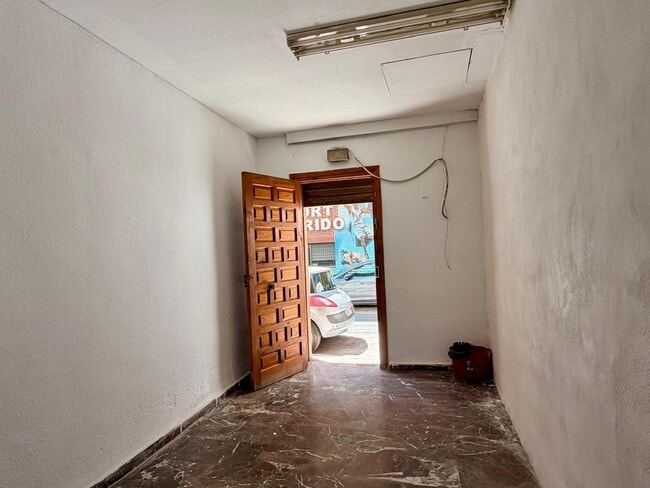 Más detalles de Calle Del Conde De, 24, Granada - Local en venta