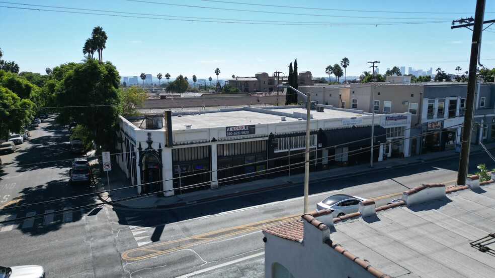 7950-7958 Fountain Ave, West Hollywood, CA en venta - Foto del edificio - Imagen 2 de 15