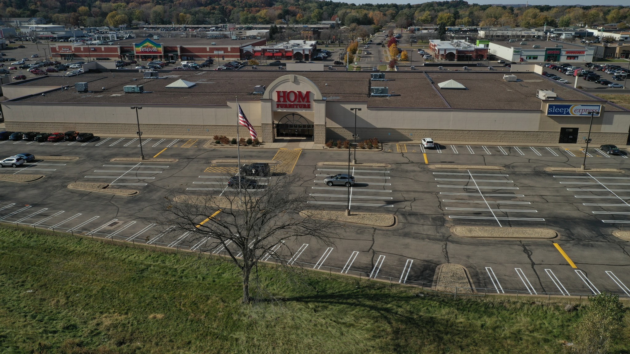 2921 Mall Dr, Eau Claire, WI en alquiler Foto principal- Imagen 1 de 21