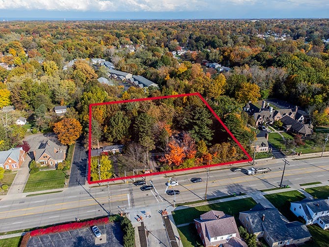 4615 Mayfield Rd, South Euclid, OH en venta - Foto del edificio - Imagen 2 de 10