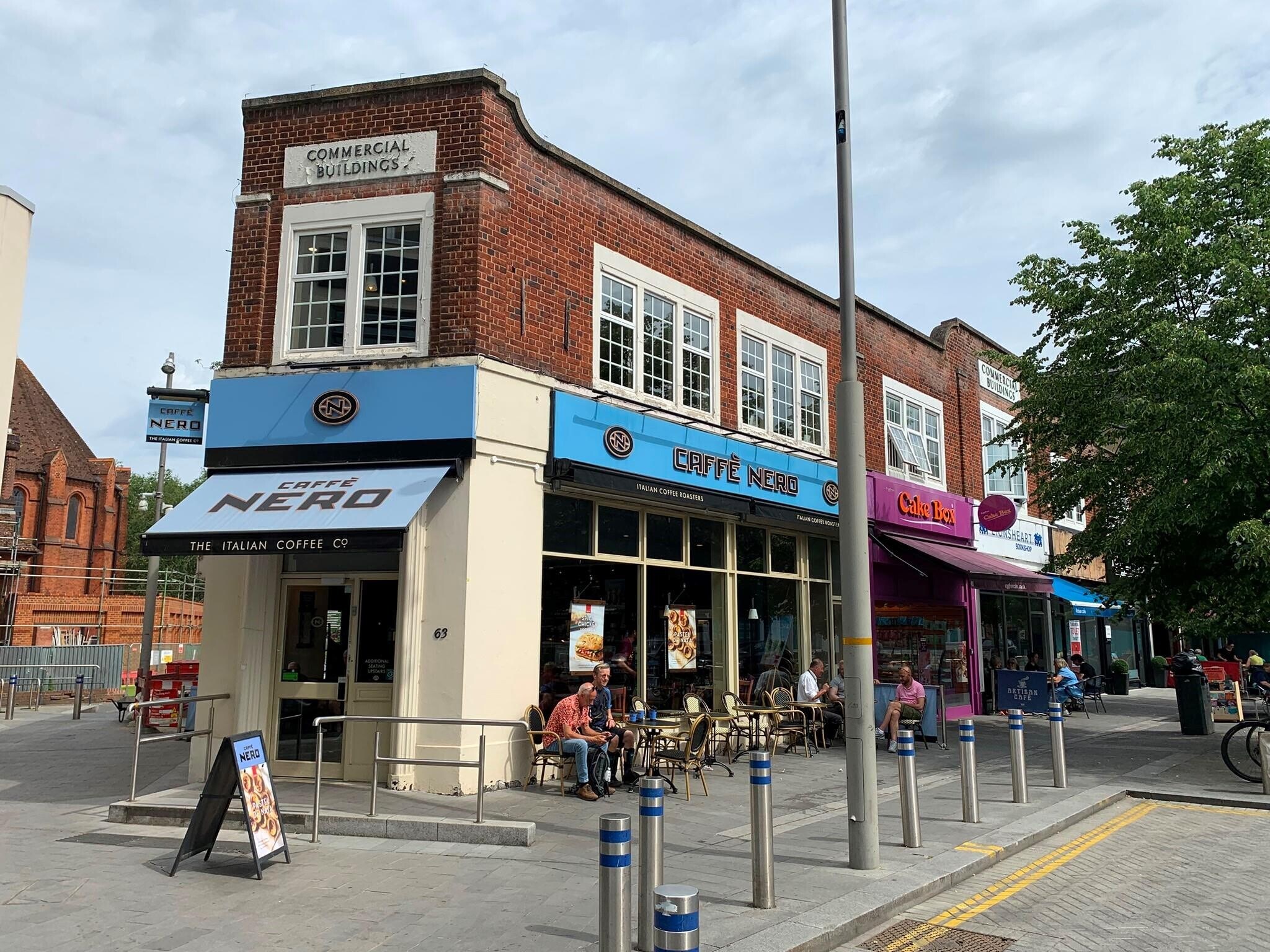 63 Commercial Way, Woking en venta Foto principal- Imagen 1 de 2