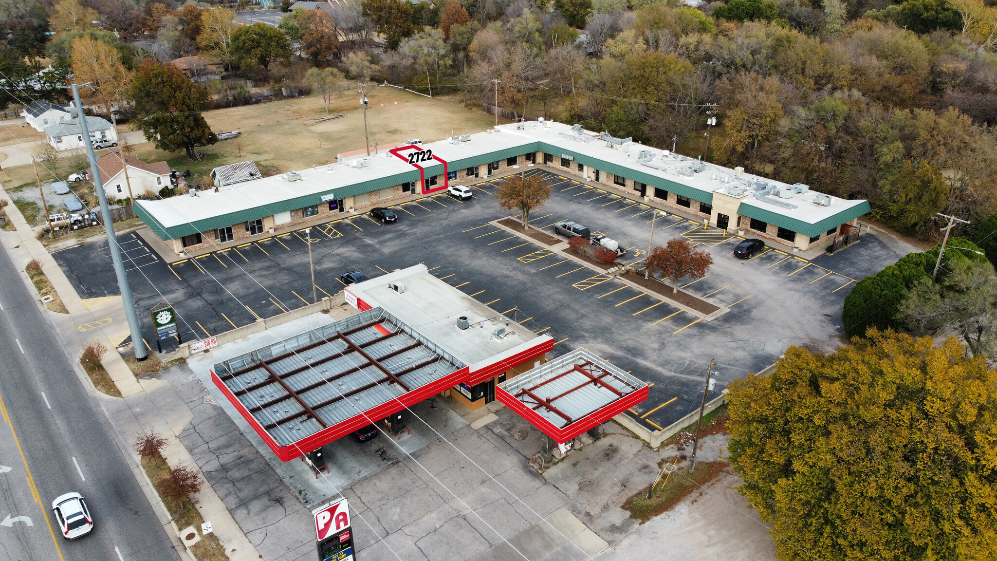 2706-2730 N. Amidon Ave., Wichita, KS en alquiler Foto del edificio- Imagen 1 de 5