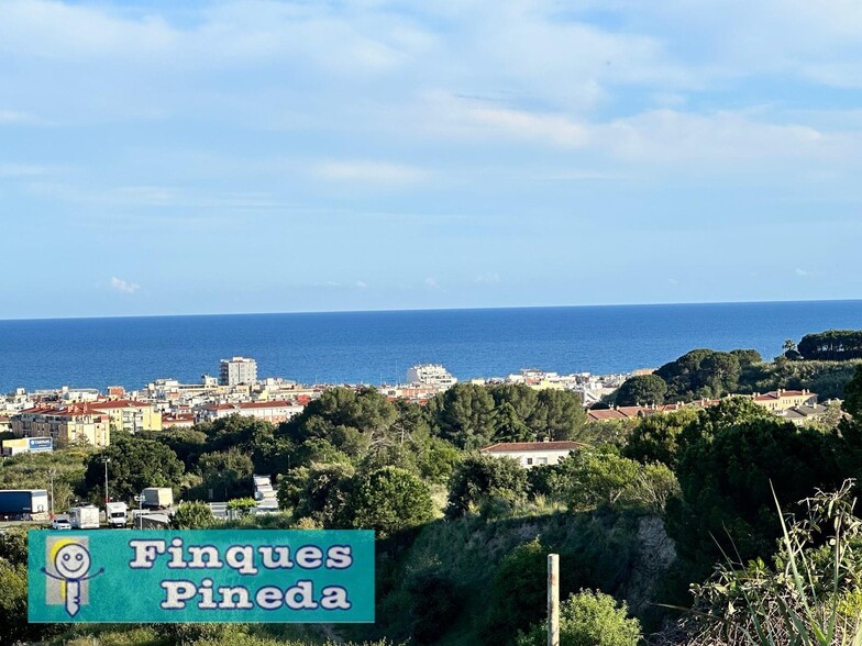 Terreno en Pineda de Mar, Barcelona en venta - Foto del edificio - Imagen 2 de 5