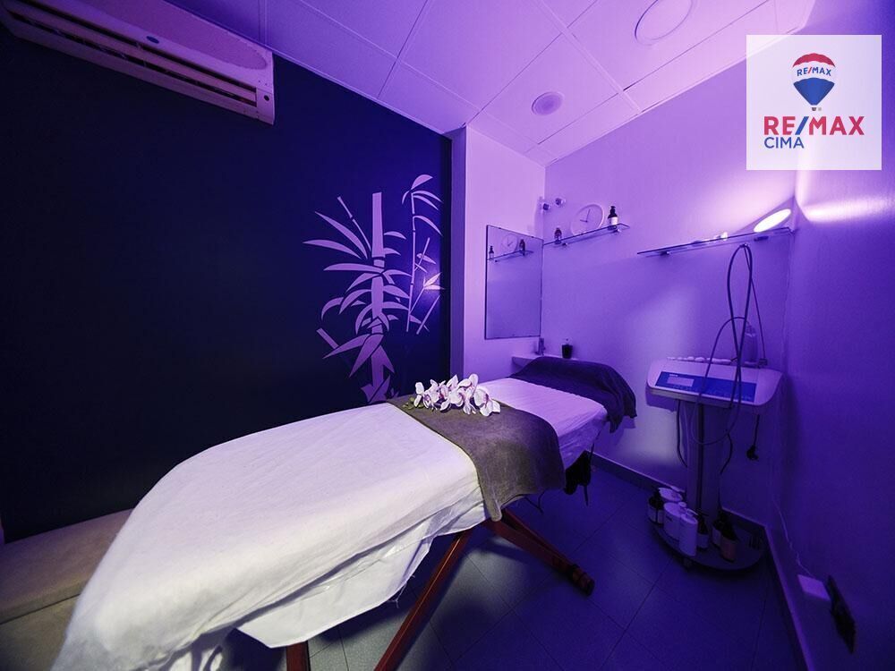 Local en Granada, Granada en venta Foto del interior- Imagen 1 de 23