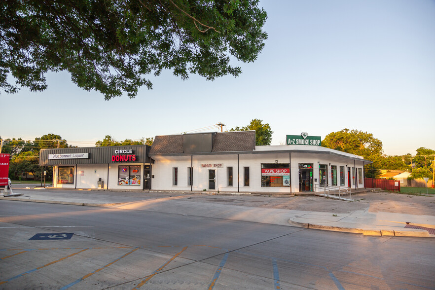 3500-3502 Bluebonnet Cir, Fort Worth, TX en alquiler - Foto del edificio - Imagen 2 de 3