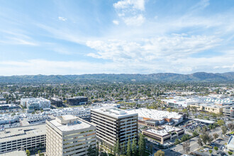 6303 Owensmouth Ave, Woodland Hills, CA - VISTA AÉREA  vista de mapa - Image1