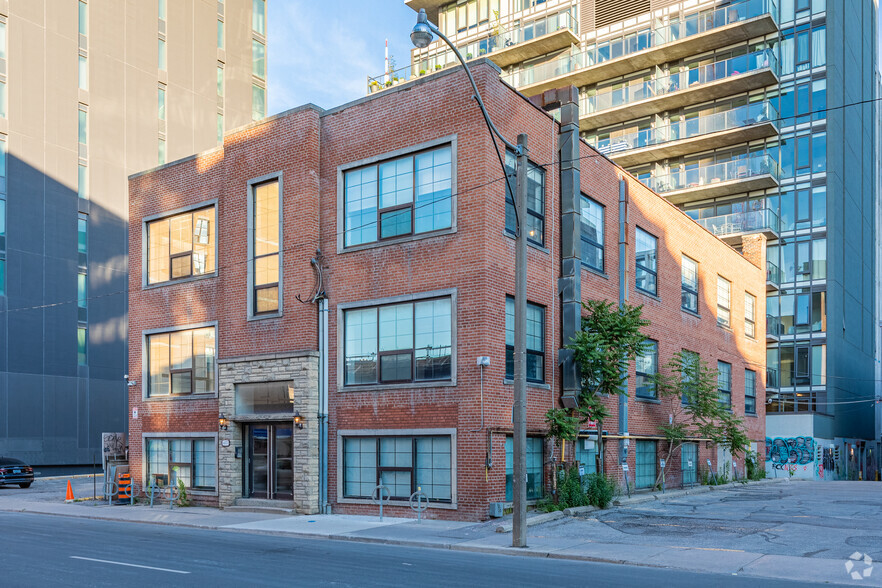 457 Richmond St W, Toronto, ON en alquiler - Foto principal - Imagen 1 de 7