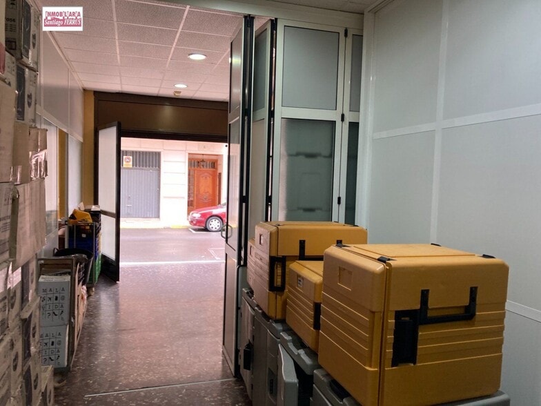 Local en Almussafes, Valencia en venta - Foto del edificio - Imagen 3 de 13