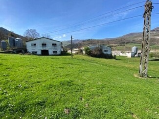 Más detalles de Barrio Barcena-Bolado, 1, Bárcena de Pie de Concha - Nave en venta