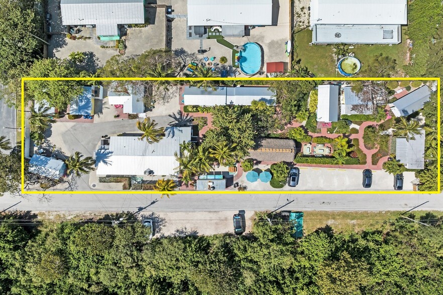 243 61st St, Marathon, FL en venta - Foto del edificio - Imagen 2 de 115