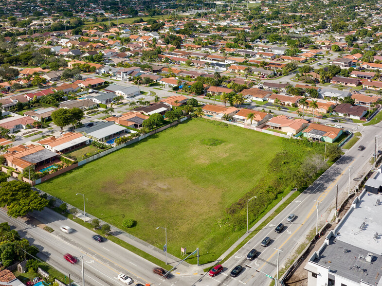 9201 SW 24th St, Miami, FL en alquiler - Foto del edificio - Imagen 1 de 5