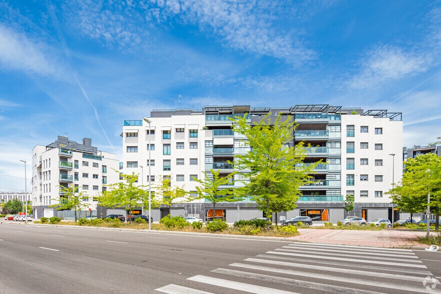 Local en Madrid, Madrid en alquiler - Foto principal - Imagen 2 de 3