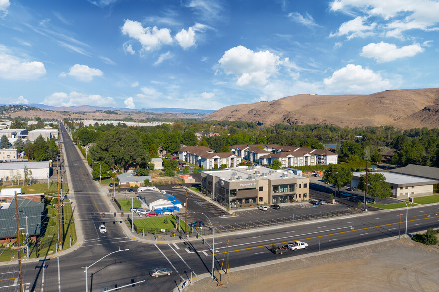 1202 N 16th Ave, Yakima, WA en alquiler - Foto del edificio - Imagen 2 de 2