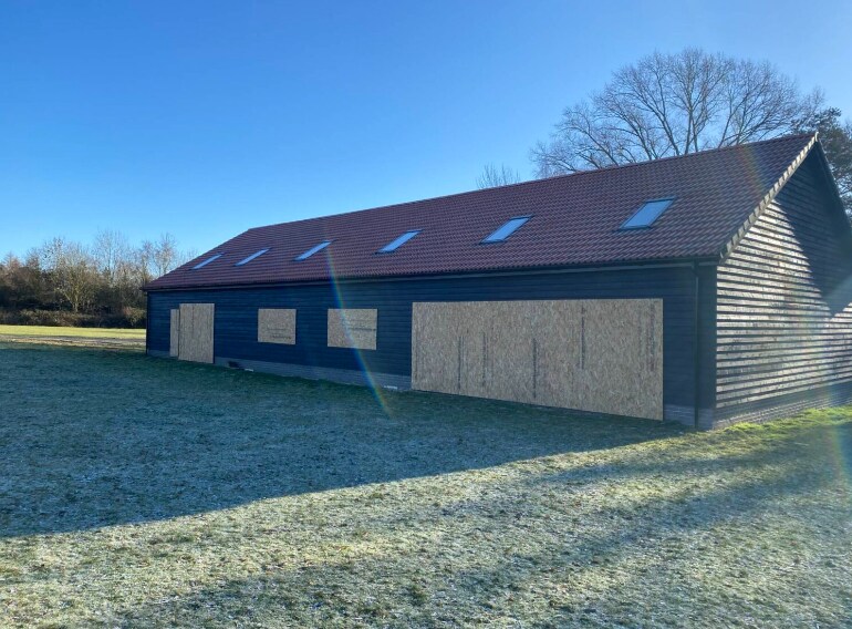 Elsenham Rd, Stansted en alquiler - Foto del edificio - Imagen 2 de 3