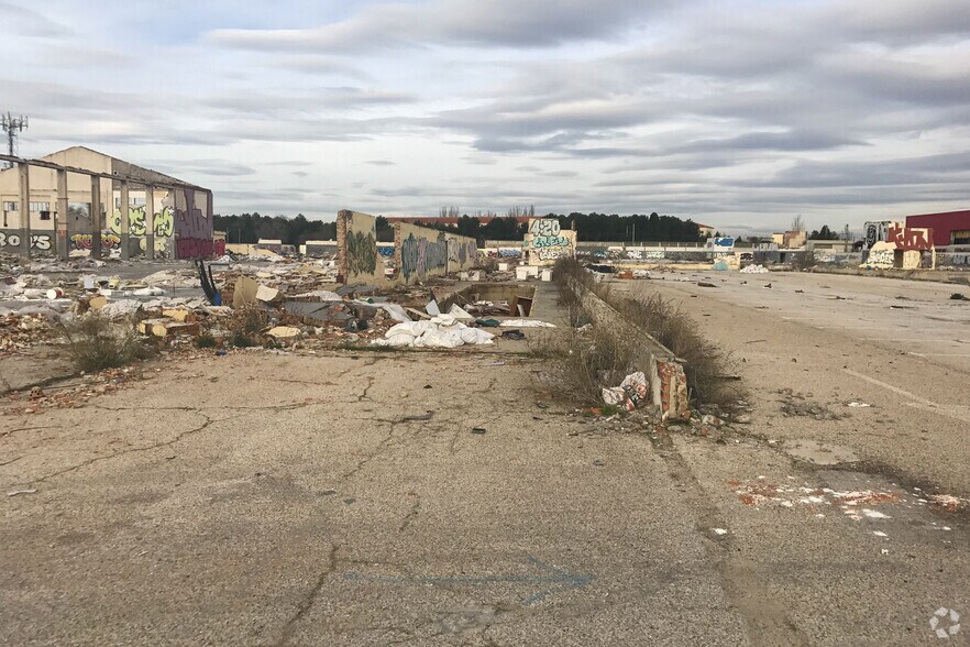 Carretera Nacional II, 27, Alcalá de Henares, Madrid en venta - Foto del edificio - Imagen 3 de 3