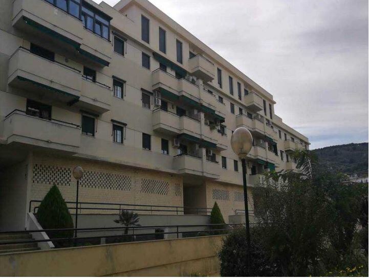Edificio residencial en Málaga, Málaga en venta - Foto del edificio - Imagen 2 de 3